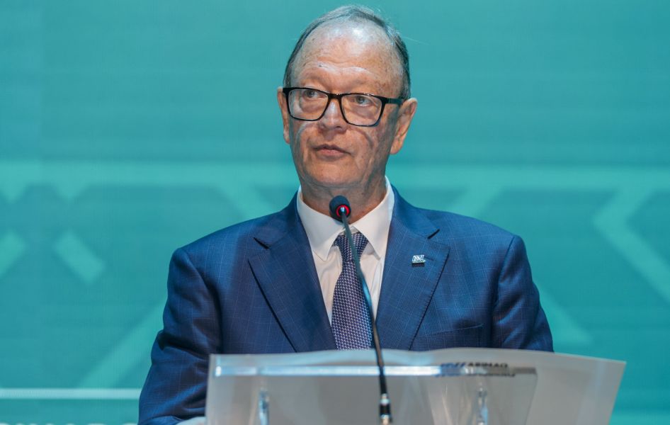 Um novo ciclo de compromisso e fortalecimento da indústria nacional